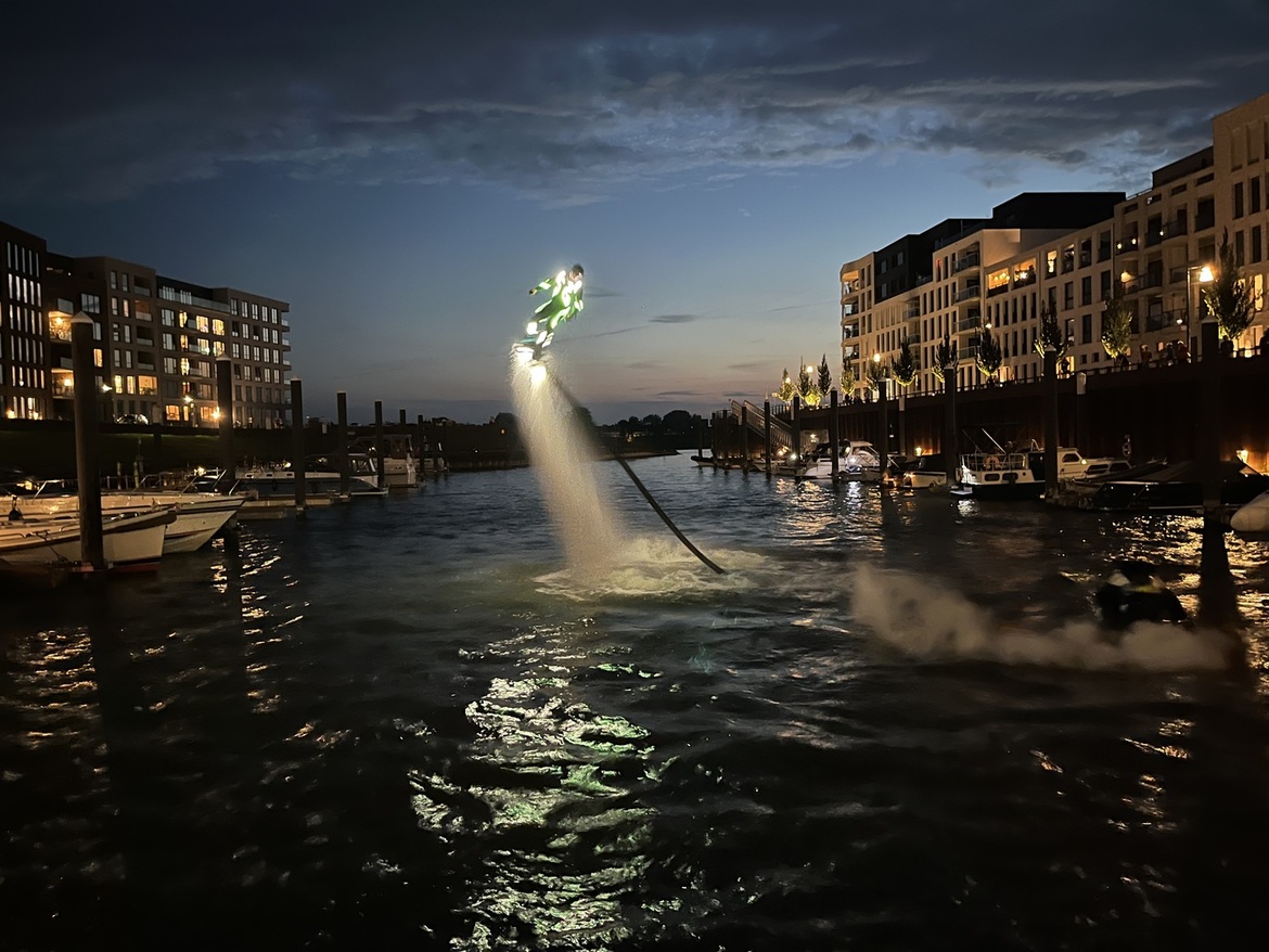 fly-board-show fly-board-show